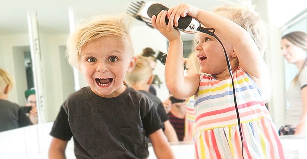 Otroško striženje v salonu Frizerstvo Božič